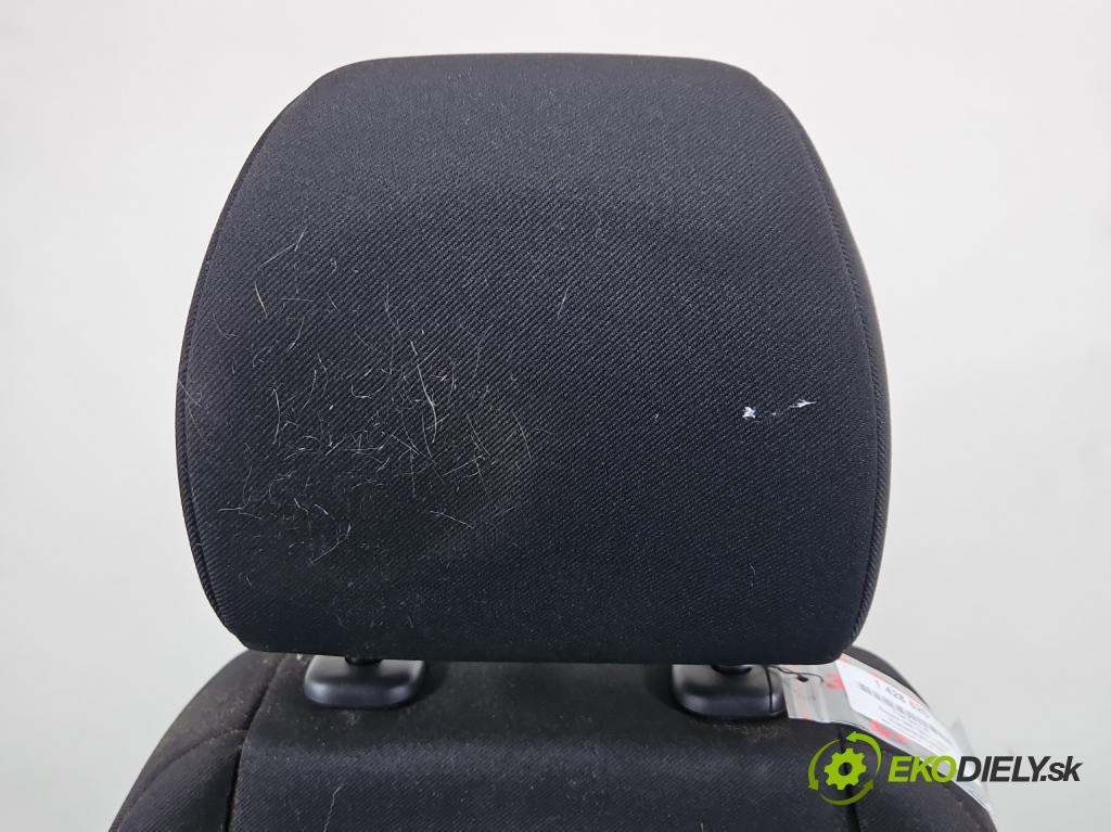Peugeot 308 I 2007-2013 1.6 HDi 90 HP manual 66,2 kW 1560 cm3 5- Sedačka ľavý  (Sedačka, sedadlo)