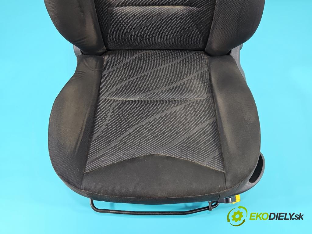Peugeot 308 I 2007-2013 1.6 HDi 90 HP manual 66,2 kW 1560 cm3 5- Sedačka ľavý  (Sedačka, sedadlo)