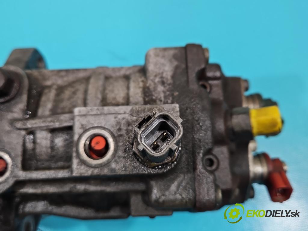 Toyota Corolla Verso I 2001-2004 2.0 D4D 90 HP manual 66 kW 1995 cm3 5- čerpadlo vstrekovacia 22100-27010 (Vstrekovacie čerpadlo)