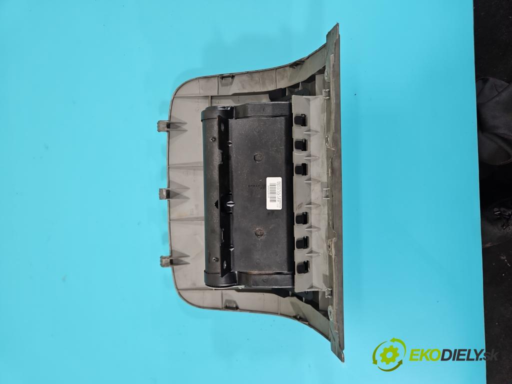 Renault Trafic II 2001-2014 2.5 dci 145 HP manual 107 kW 2464 cm3 5- airbag vzduch: spolujezdce:  (Airbag)