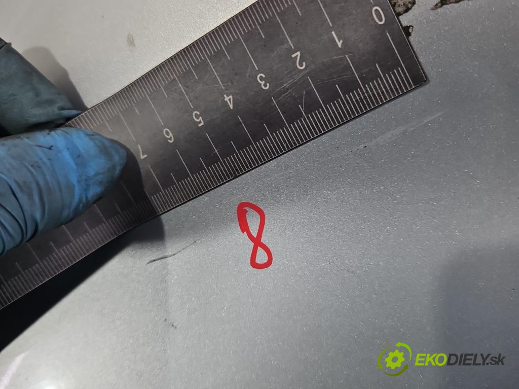 Kia Ceed I 2006-2012 2.0 crdi 140 hp manual 103 kW 1991 cm3 5- blatnik přední levý  (Predné ľavé)