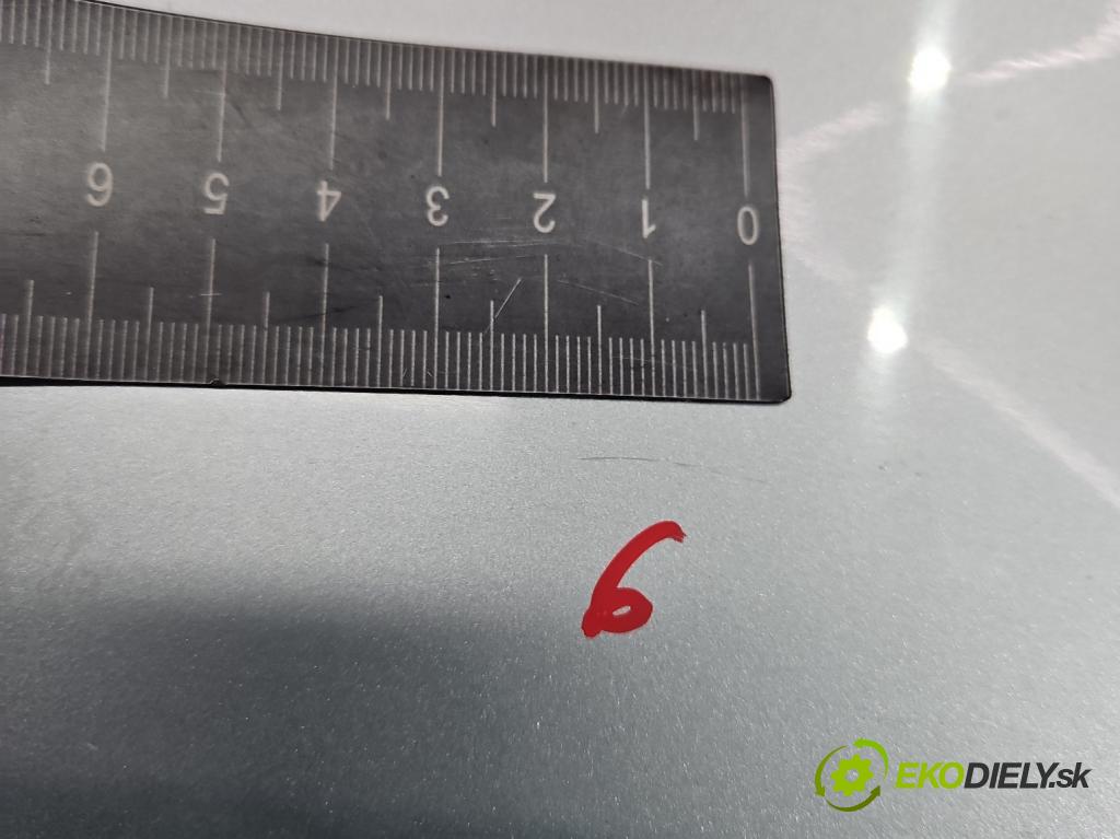 Kia Ceed I 2006-2012 2.0 crdi 140 hp manual 103 kW 1991 cm3 5- blatnik přední pravý  (Ostatné)
