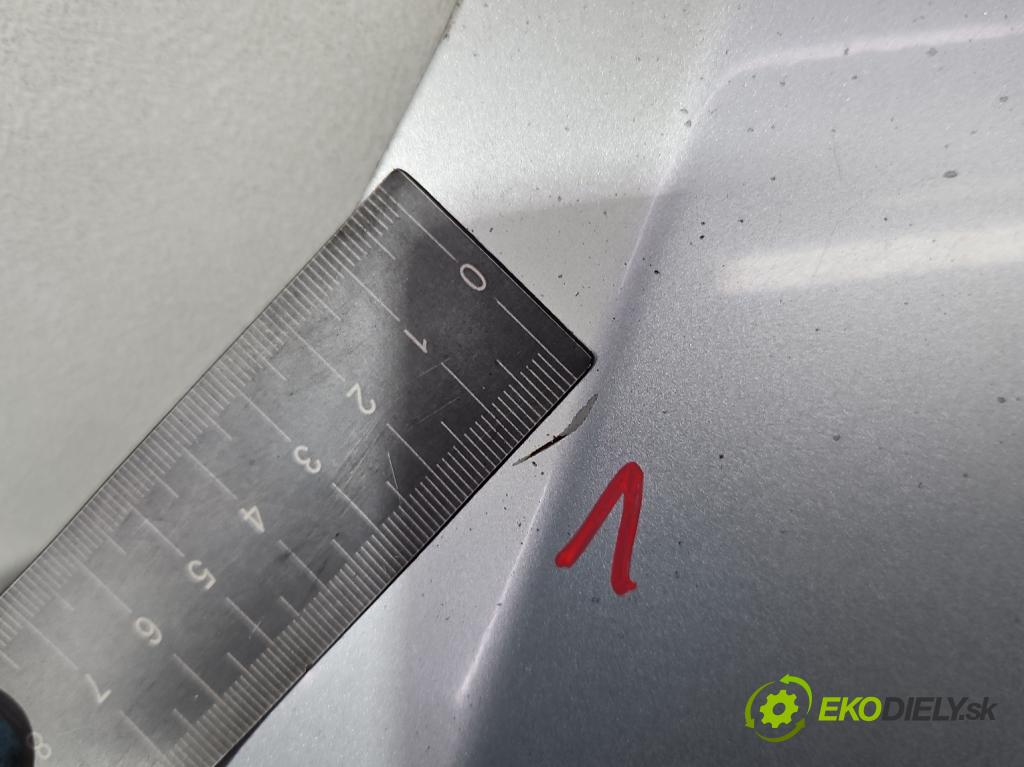 Kia Ceed I 2006-2012 2.0 crdi 140 HP manual 103 kW 1991 cm3 5- kapota predná