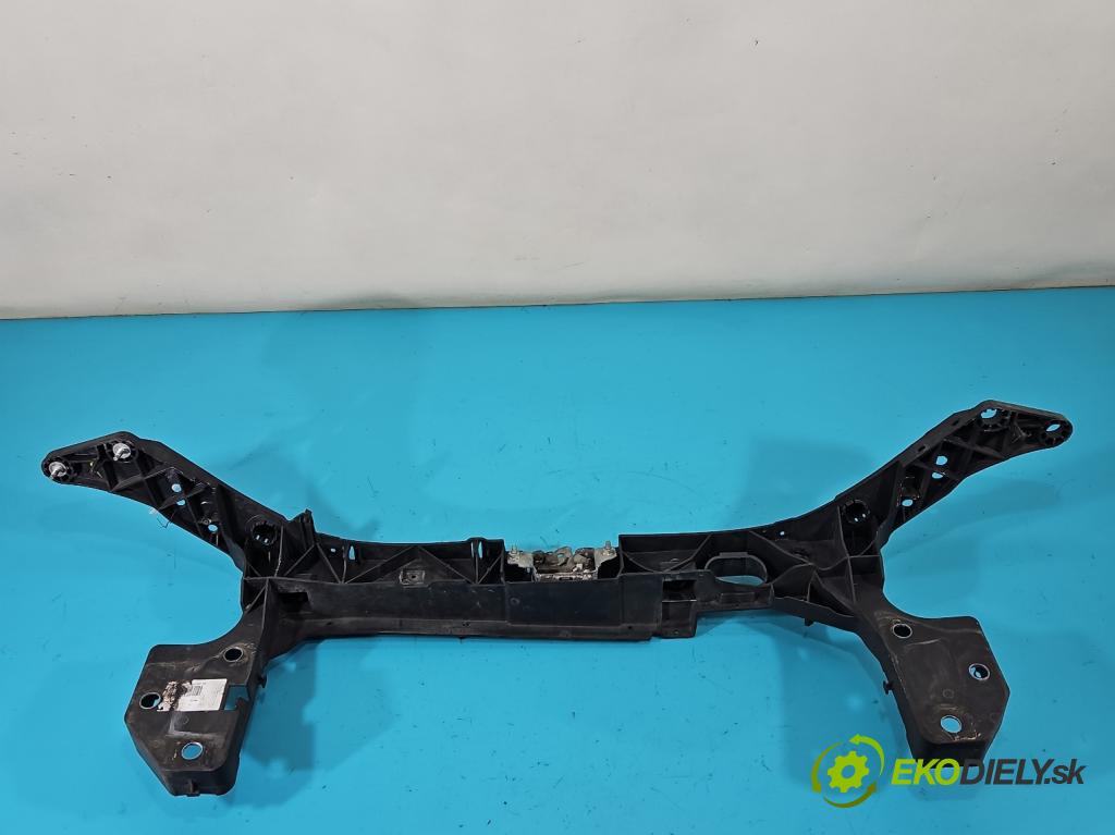 Renault Clio III 2005-2012 1,2.0 TCE: 101 hp manual 74 kW 1149 cm3 5- stěna přední  (Výztuhy přední)