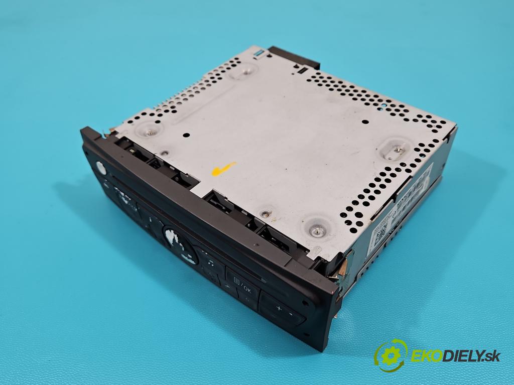 Renault Clio III 2005-2012 1,2.0 TCE: 101 HP manual 74 kW 1149 cm3 5- Radio originál 281150038R