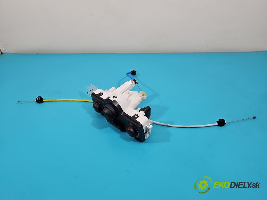 Renault Clio III 2005-2012 1,2.0 TCE: 101 HP manual 74 kW 1149 cm3 5- panel kúrenia 69590001