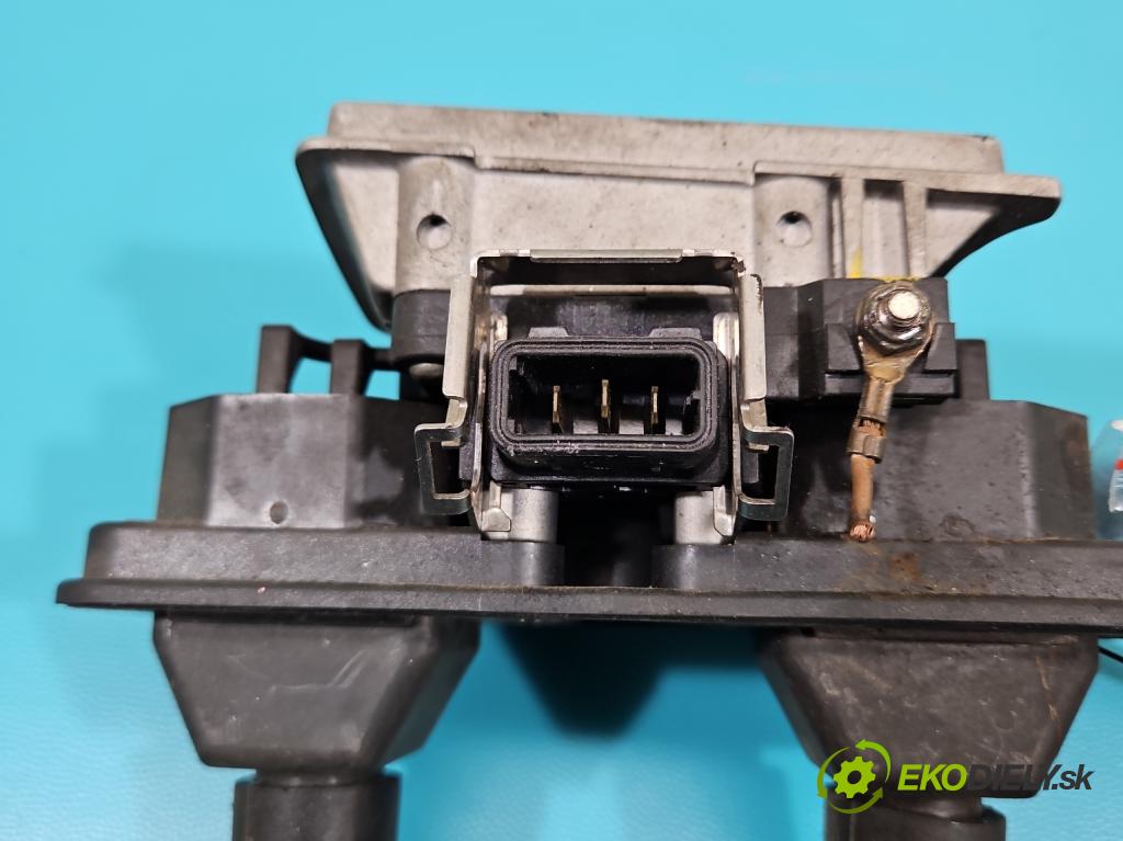 Audi A4 B5 1994-2001 1.8 20V 125 HP manual 92 kW 1781 cm3 4- cievka zapaľovacia  (Zapaľovacie cievky, moduly)