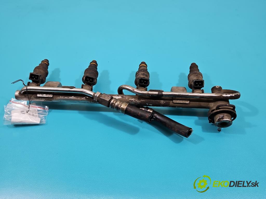 Audi A4 B5 1994-2001 1.8 20V 125 HP manual 92 kW 1781 cm3 4- vstrek 058133551A (Vstrekovače)