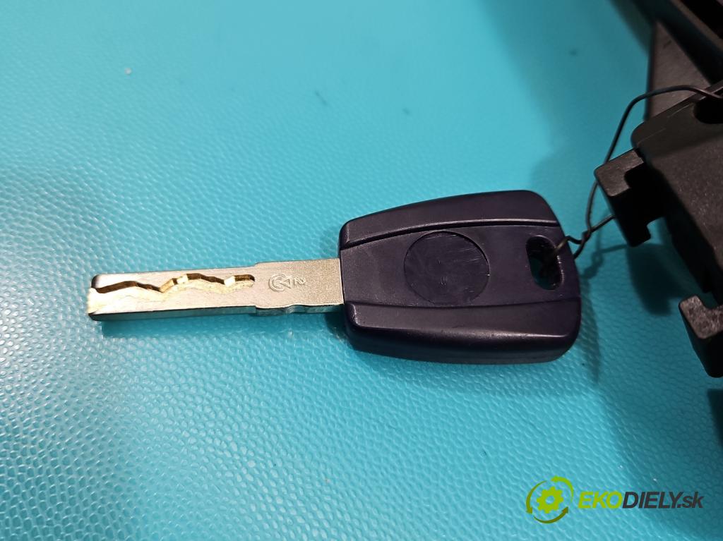 Fiat Bravo II 2007-2014 1.6 jtd 90 HP manual 66 kW 1598 cm3 5- rukoväť predné ľavé mimo: 242567 (Vonkajšie predné ľavé)