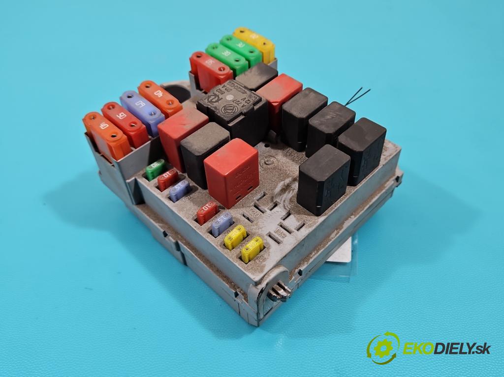 Fiat Bravo II 2007-2014 1.6 jtd 90 hp manual 66 kW 1598 cm3 5- skříňka pojistková 51832042 (Pojistkové skříňky)