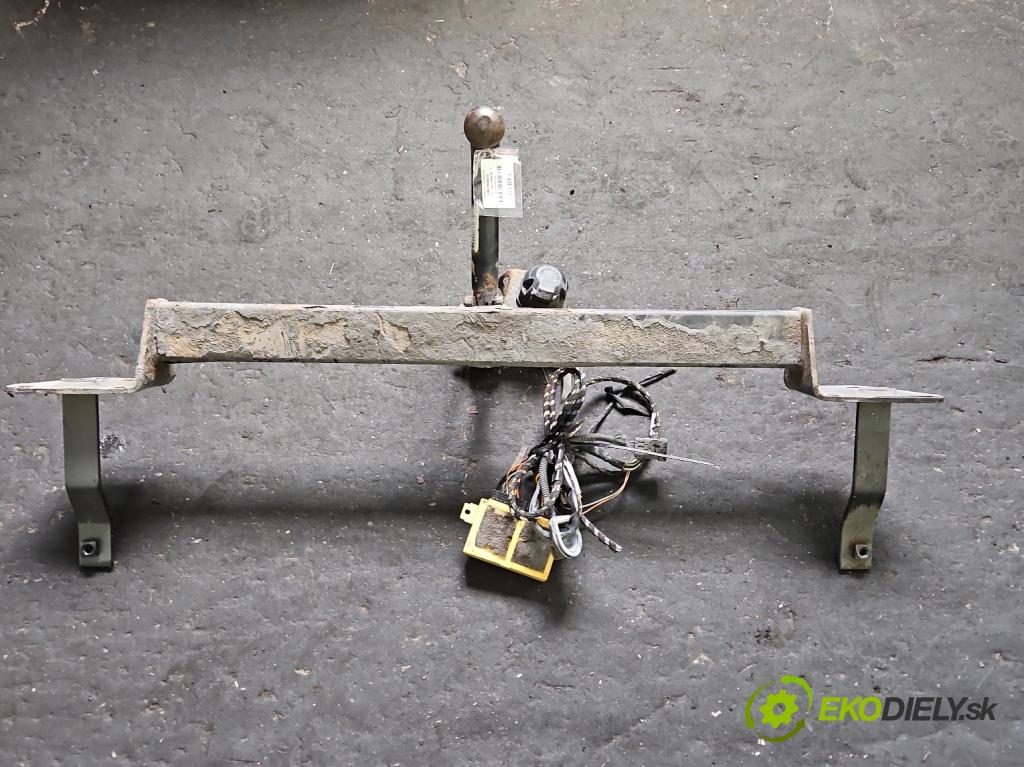 Fiat Bravo II 2007-2014 1.6 jtd 90 HP manual 66 kW 1598 cm3 5- Hák: vlečení:  (Ťažné zariadenia)