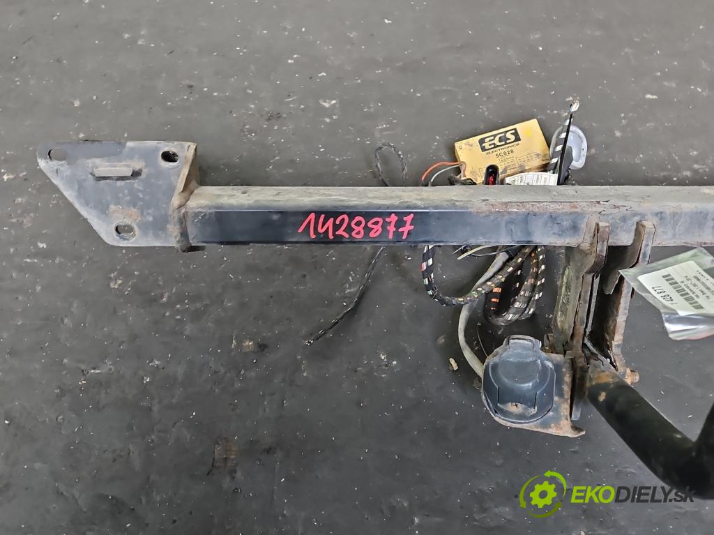 Fiat Bravo II 2007-2014 1.6 jtd 90 HP manual 66 kW 1598 cm3 5- Hák: vlečení:  (Ťažné zariadenia)