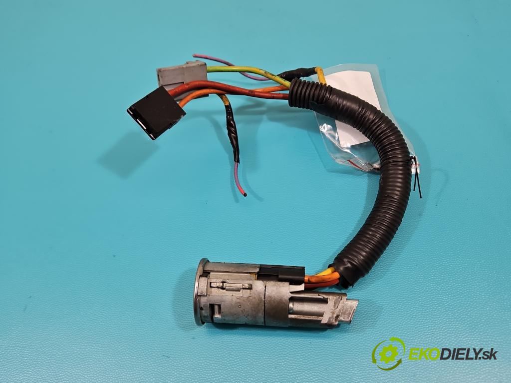 Renault Trafic II 2001-2014 2.5 dci 145 HP manual 107 kW 2464 cm3 5- Spínačka  (Spínacie skrinky a kľúče)