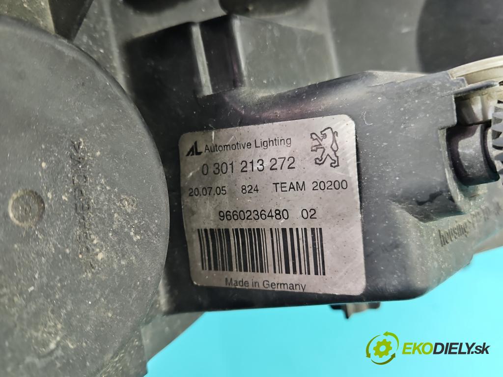 Peugeot 407 2.0 HDi 136 HP manual 100 kW 1997 cm3 5- Reflektor: pravý 0301213272 (Pravé)