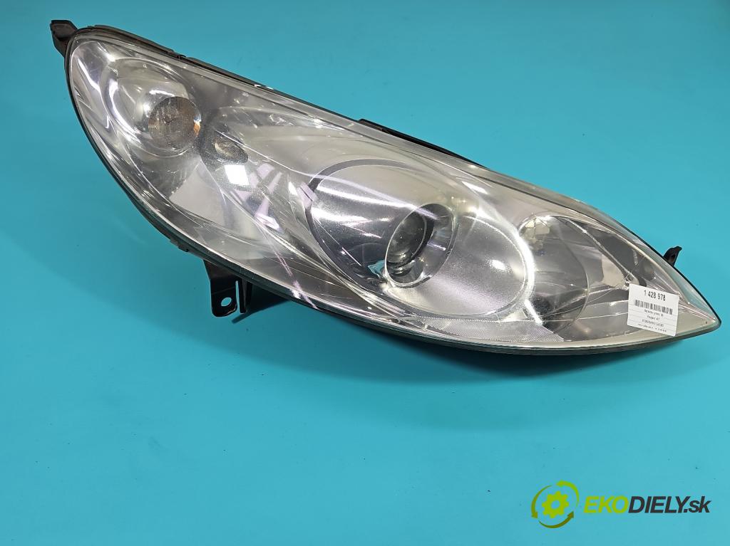 Peugeot 407 2.0 HDi 136 HP manual 100 kW 1997 cm3 5- Reflektor: pravý 0301213272 (Pravé)