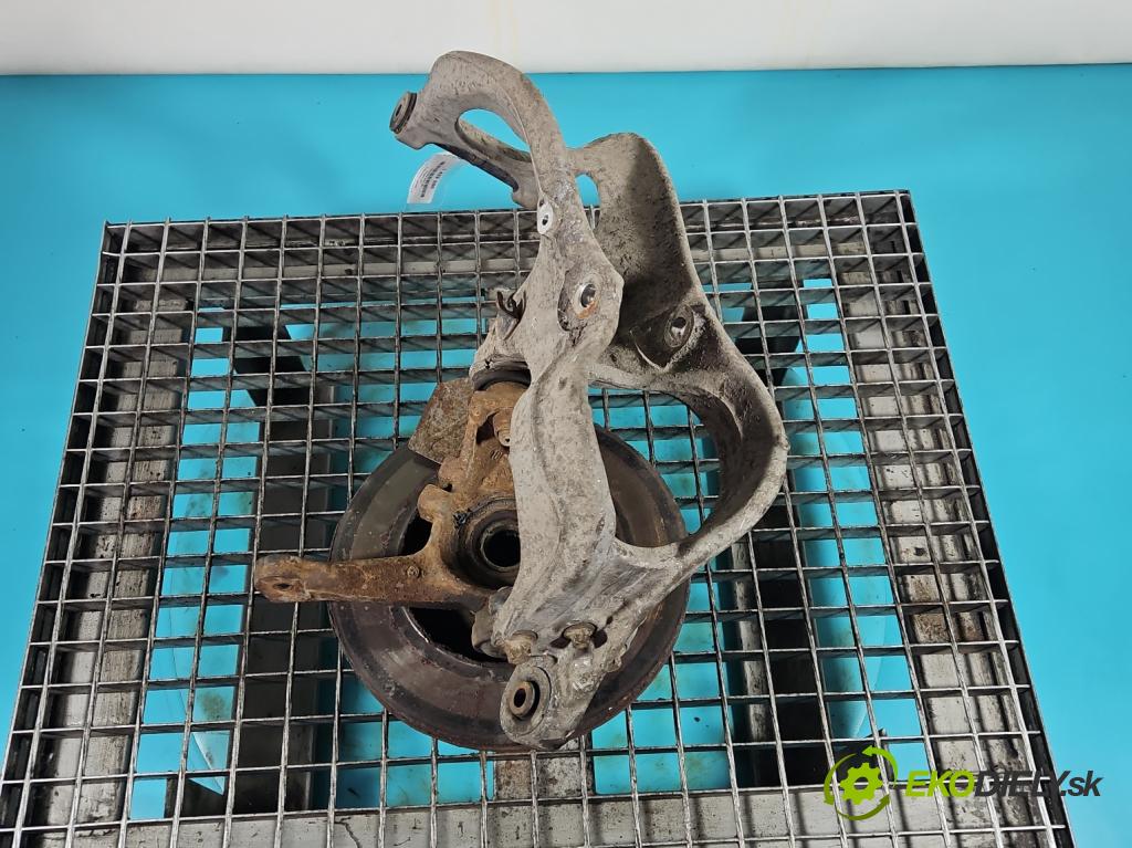 Peugeot 407 2.0 HDi 136 HP manual 100 kW 1997 cm3 5- náboj ľavé  (Náboje)