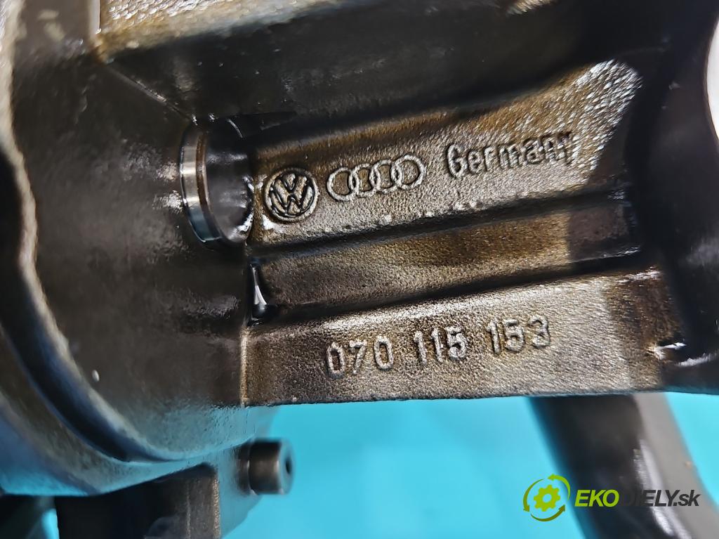 Vw Touareg I 2002-2010 2.5 tdi 174 HP automatic 128 kW 2461 cm3 5- čerpadlo oleja: 070115105A (Olejová pumpa)