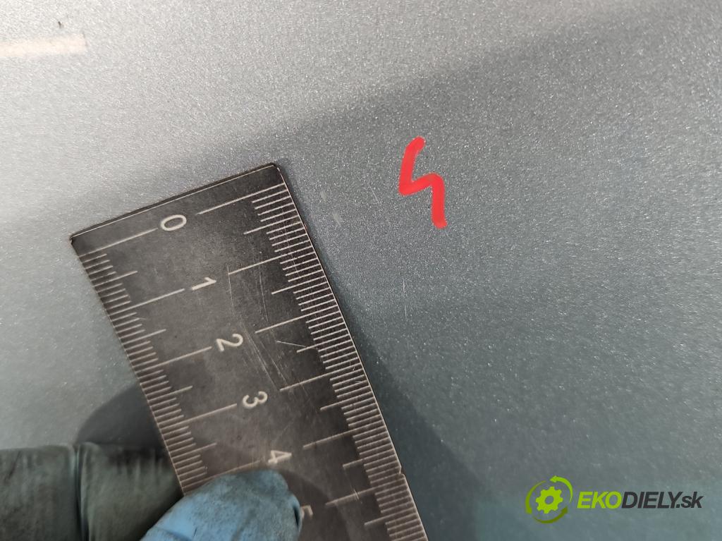 Peugeot 407 2.0 HDi 136hp manual 100 kW 1997 cm3 5- blatnik přední levý  (Predné ľavé)