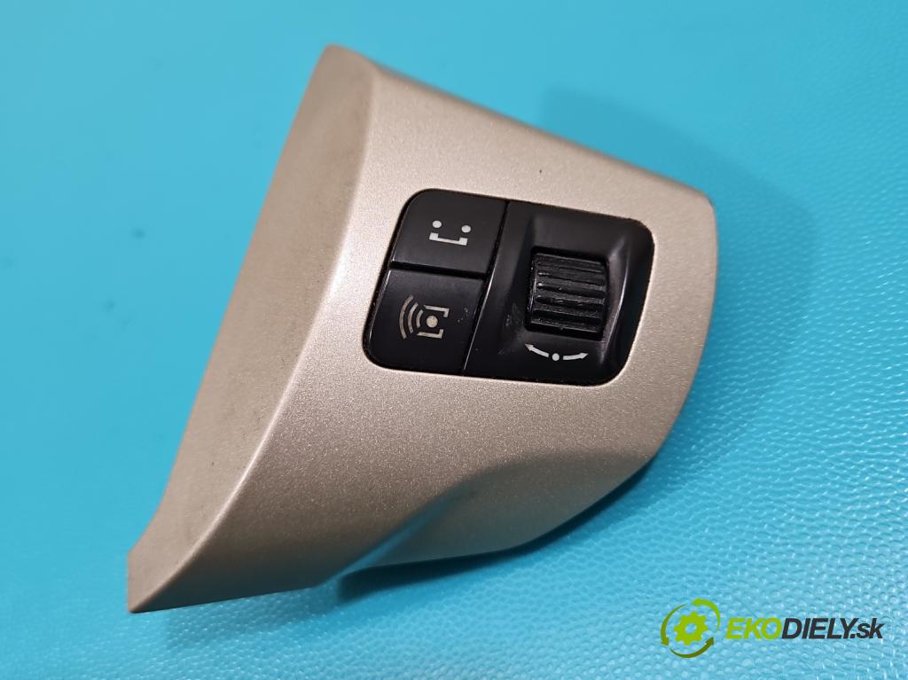 Opel Corsa D 2006-2014 1.2 16v 80 HP manual 59 kW 1229 cm3 5- prepínač multifunkční: řízení: 13222330 (Prepínacie páčky pod volantom)