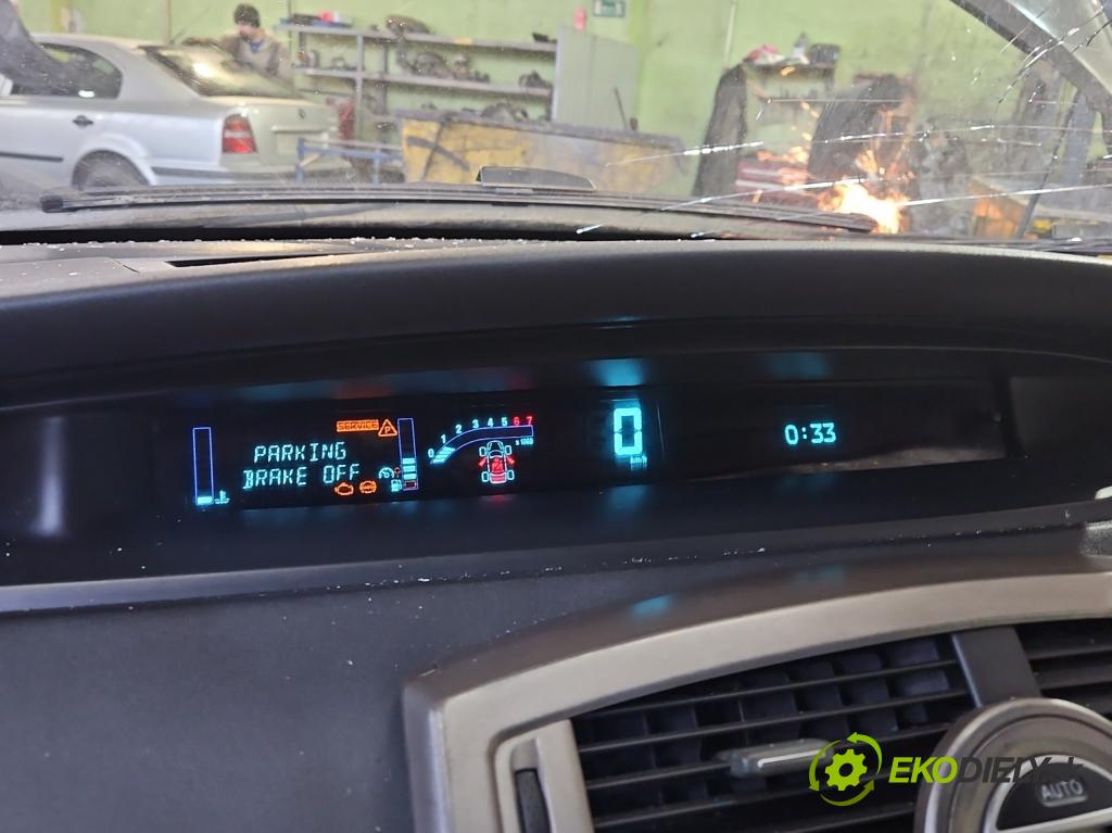 Renault Scenic II 2003-2009 1.6 16V 113 HP manual 83 kW 1598 cm3 5- prístrojovka/ budíky 8200365608E (Prístrojové dosky, displeje)