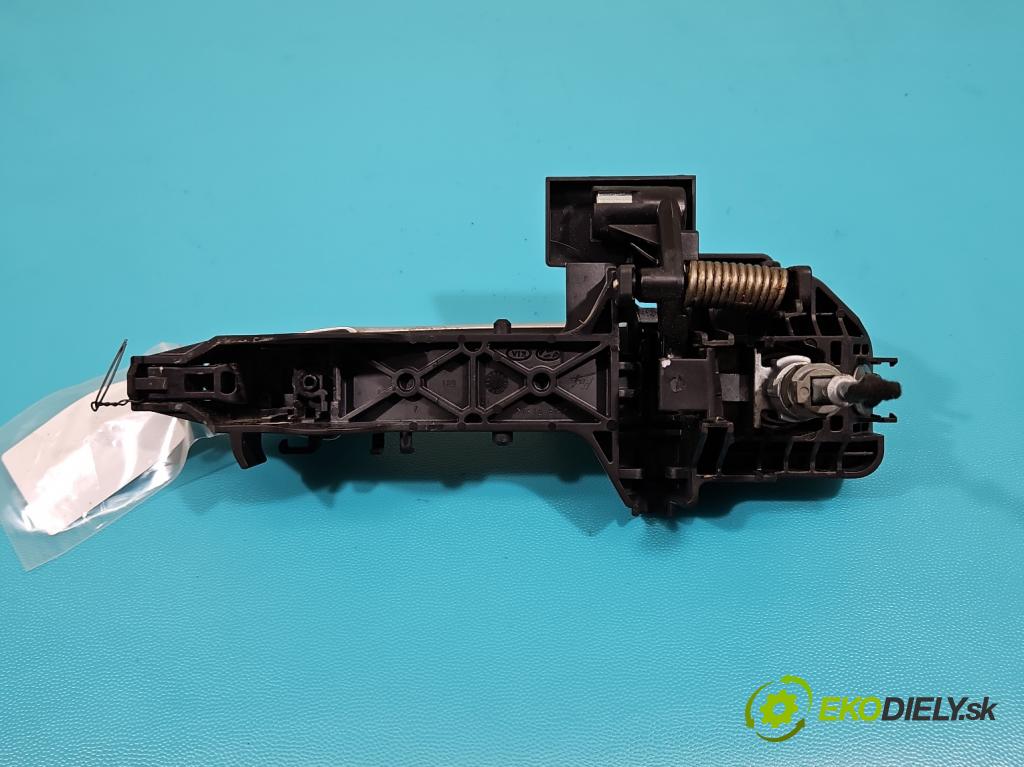 Kia Ceed II 2012-2018 1.6 GDI 135 HP manual 99 kW 1591 cm3 5- rukoväť predné ľavé mimo:  (Vonkajšie predné ľavé)