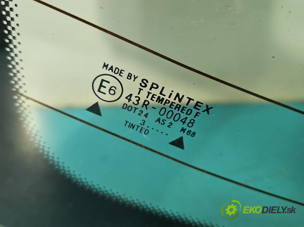 Skoda Octavia I 1996-2010 1.6 8V 75 hp manual 55 kW 1598 cm3 5- sklo zadní  (Okna zadní)