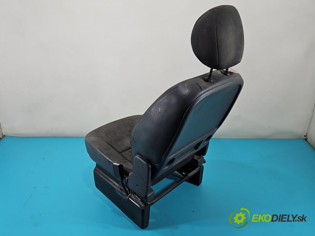 Citroen Berlingo I 1996-2008 1.6 HDi 75 HP manual 55,2 kW 1560 cm3 5- Sedačka pravý  (Sedačka, sedadlo)