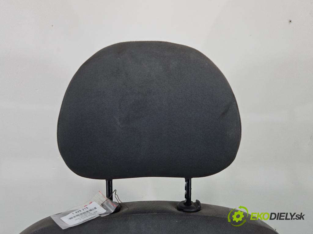 Citroen Berlingo I 1996-2008 1.6 HDi 75 HP manual 55,2 kW 1560 cm3 5- Sedačka pravý  (Sedačka, sedadlo)