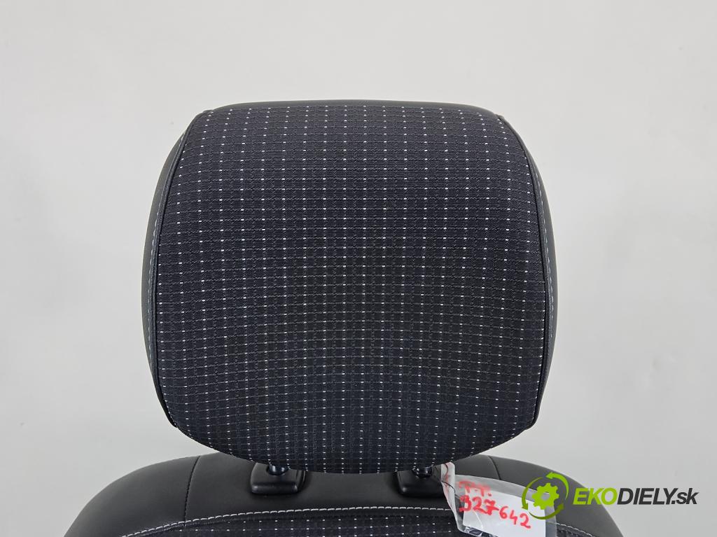 Renault Scenic III 2009-2016 1.6 dci 131 HP manual 96 kW 1598 cm3 5- Sedačka pravý  (Sedačka, sedadlo)