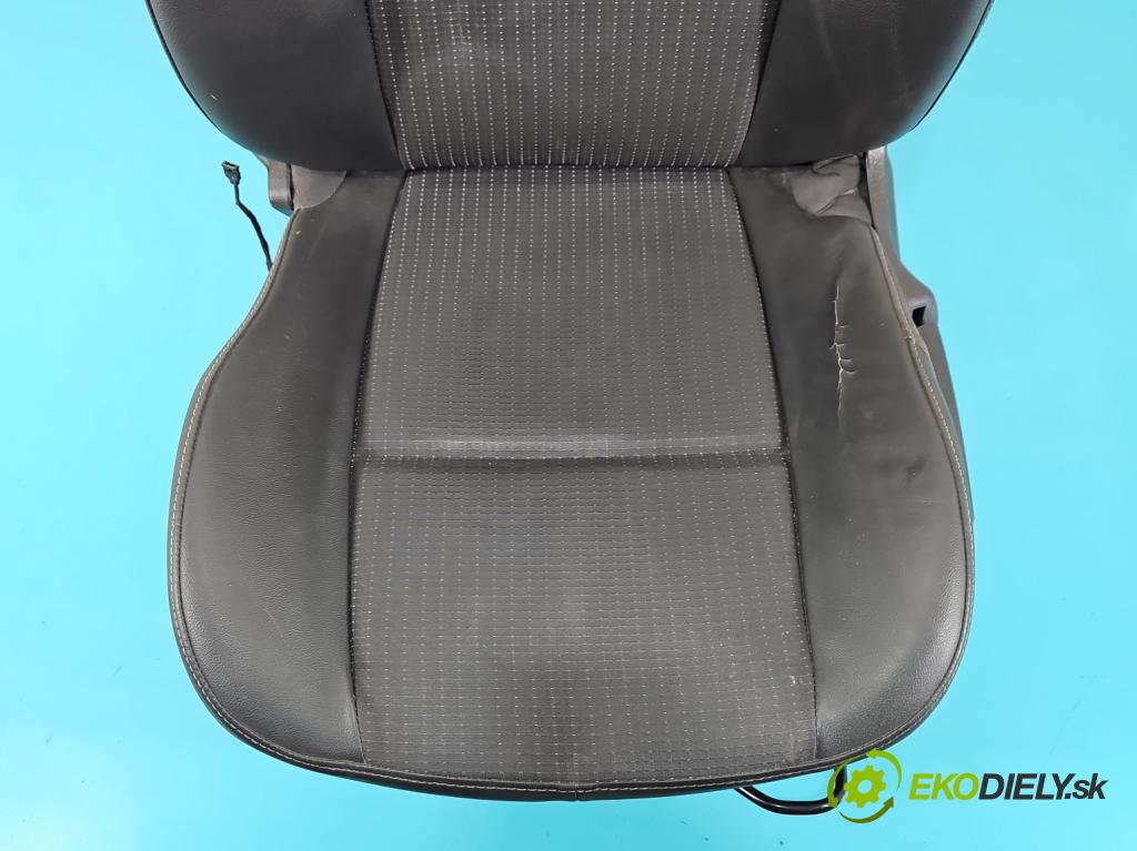 Renault Scenic III 2009-2016 1.6 dci 131 HP manual 96 kW 1598 cm3 5- Sedačka ľavý  (Sedačka, sedadlo)