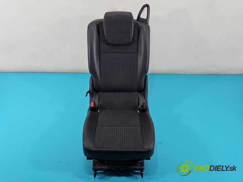 Renault Scenic III 2009-2016 1.6 dci 131 hp manual 96 kW 1598 cm3 5- Sedadlo zadní střední: II 