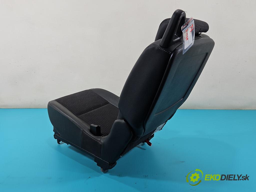 Renault Scenic III 2009-2016 1.6 dci 131 hp manual 96 kW 1598 cm3 5- Sedadlo zadní střední: II