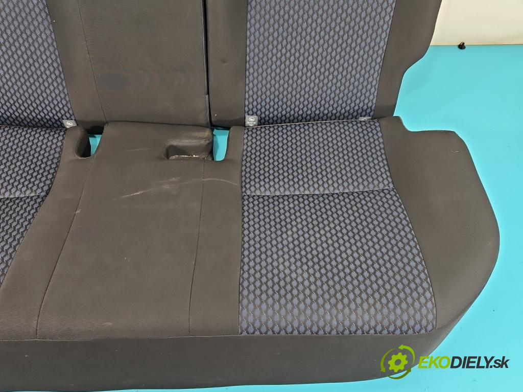 Toyota Auris II 2012-2018 1.4 D4D 90 HP manual 66 kW 1364 cm3 5- Pohovka: zadné  (Sedačka, sedadlo)