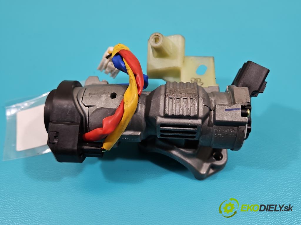 Kia Ceed II 2012-2018 1.6 GDI 135 HP manual 99 kW 1591 cm3 5- Spínačka  (Spínacie skrinky a kľúče)