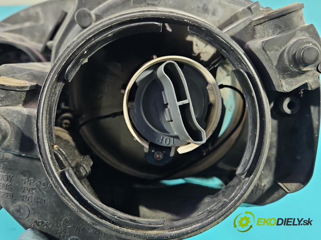 Vw Golf V 2003-2009 1.4 FSI 90 HP manual 66 kW 1390 cm3 3- Reflektor: pravý (Pravé)