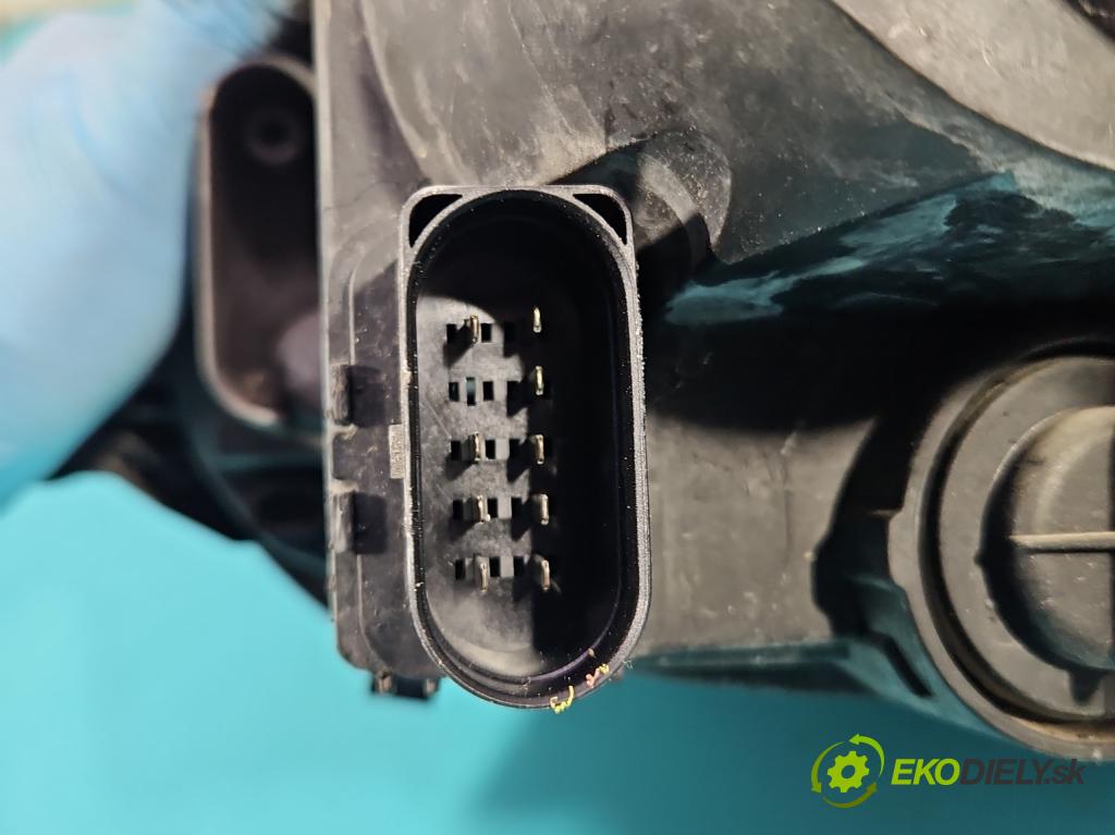 Vw Golf V 2003-2009 1.4 FSI 90 HP manual 66 kW 1390 cm3 3- Reflektor: pravý (Pravé)