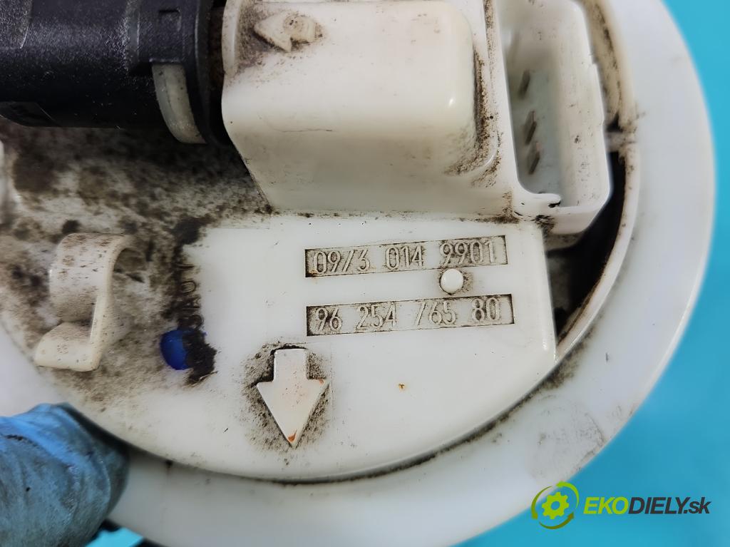 Peugeot 206 2.0 hdi 90 hp manual 66 kW 1997 cm3 5- čerpadlo paliva 9625476580
