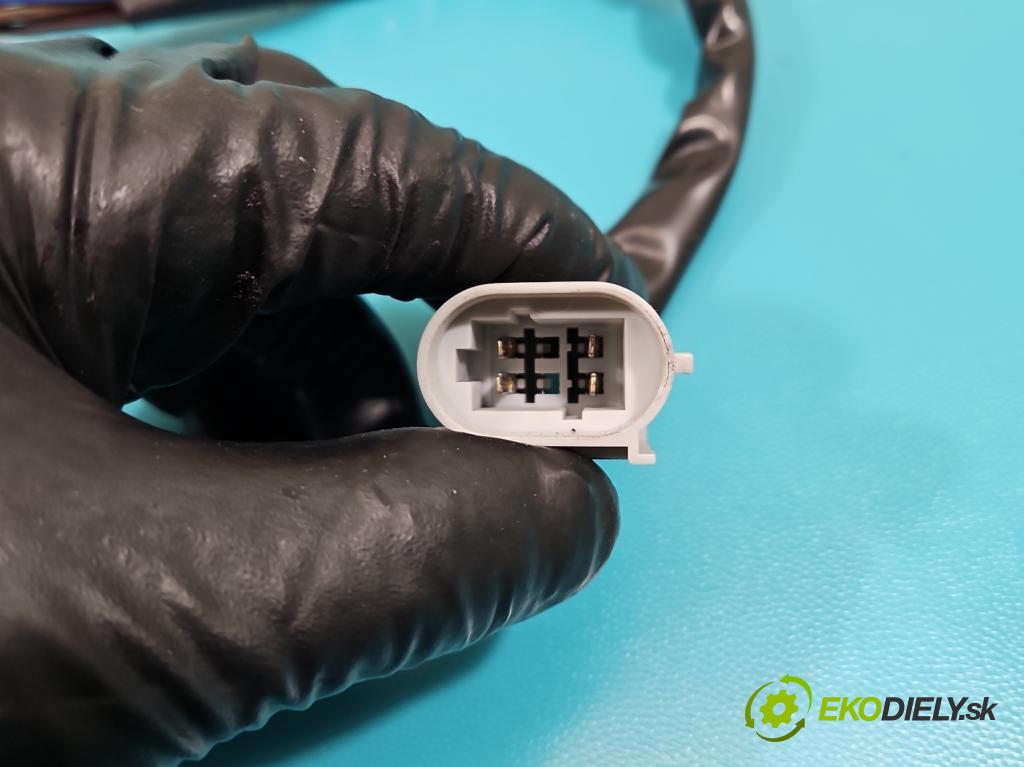 Iveco Daily III 1999-2006 2.8 125 HP manual 92 kW 2800 cm3 5- Spínačka (Spínacie skrinky a kľúče)