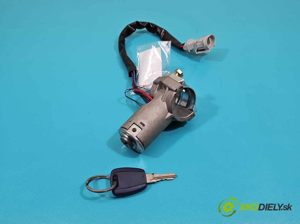 Iveco Daily III 1999-2006 2.8 125 HP manual 92 kW 2800 cm3 5- Spínačka  (Spínacie skrinky a kľúče)