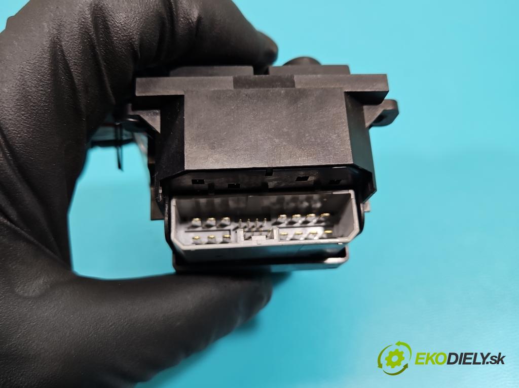 Honda Civic VIII 2006-2011 1.8 16V 140 HP manual 103 kW 1799 cm3 4- prepínač okien spätných zrkadiel