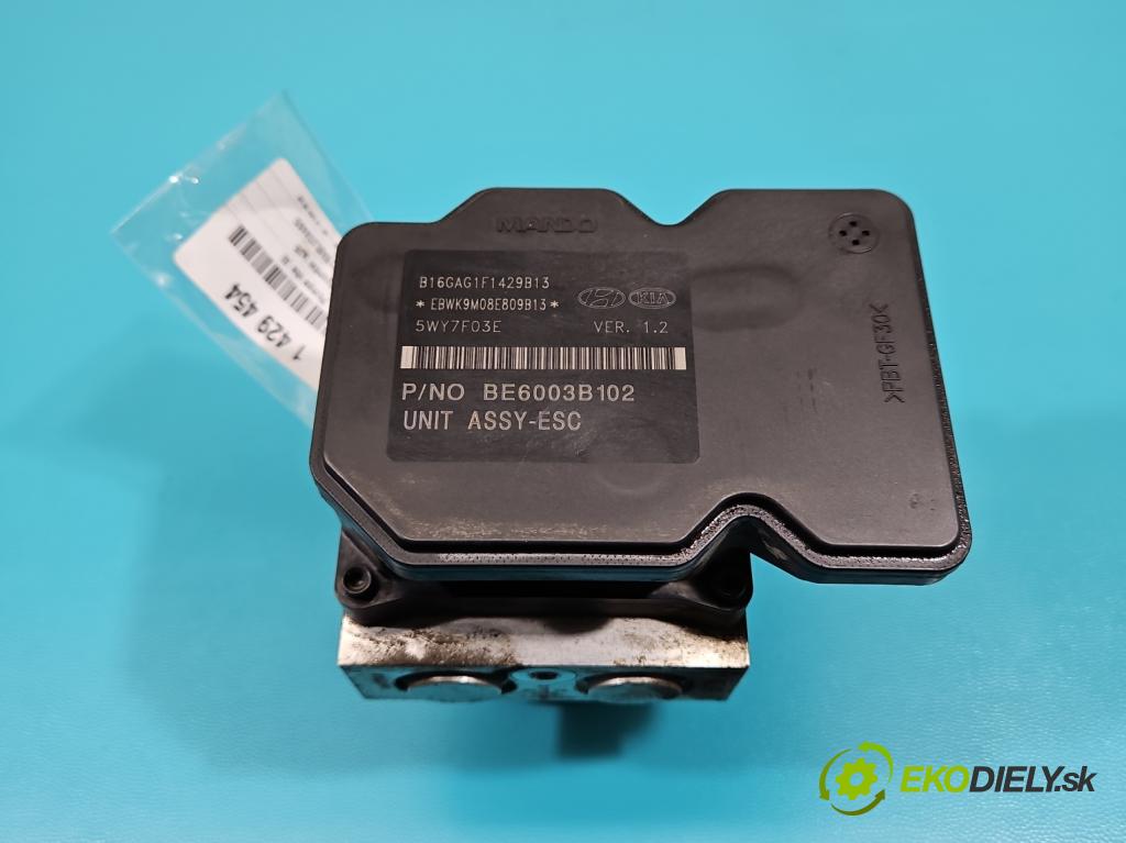 Hyundai Ix35 2.0 16V 163 HP manual 120 kW 1998 cm3 5- čerpadlo abs 58920-2Y300 (Pumpa ABS)