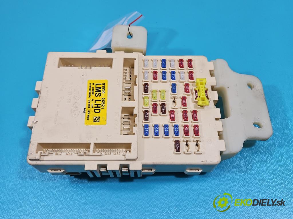 Hyundai Ix35 2.0 16V 163 hp manual 120 kW 1998 cm3 5- skříňka pojistková 91950-2S521 (Pojistkové skříňky)