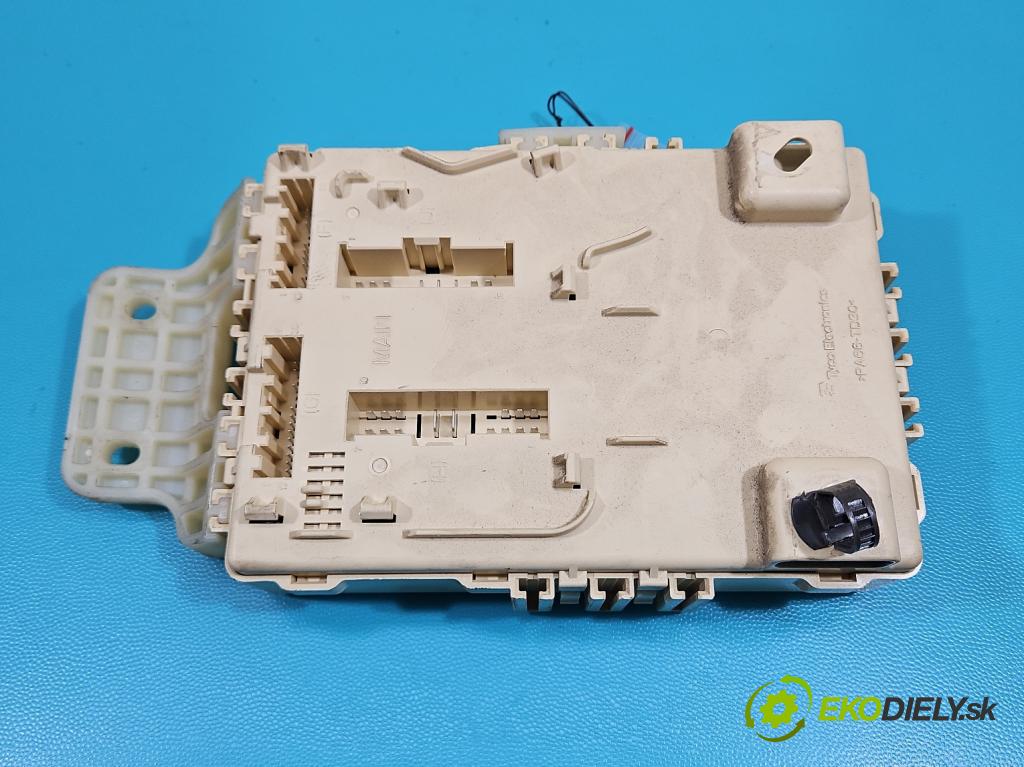 Hyundai Ix35 2.0 16V 163 hp manual 120 kW 1998 cm3 5- skříňka pojistková 91950-2S521 (Pojistkové skříňky)