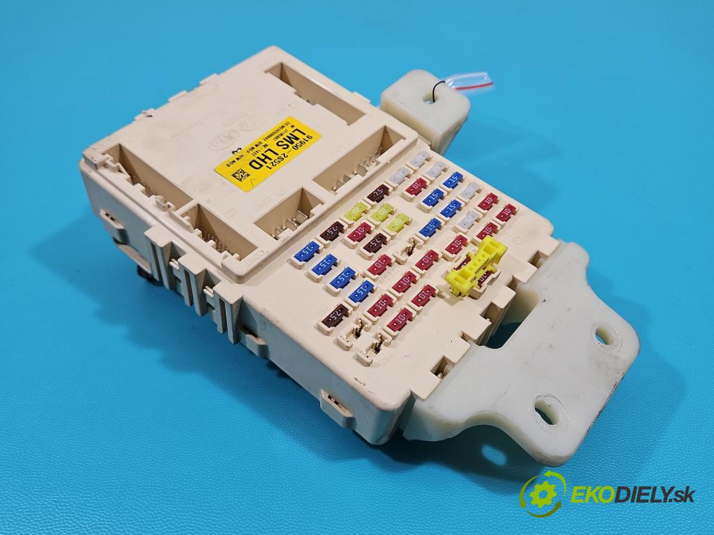 Hyundai Ix35 2.0 16V 163 hp manual 120 kW 1998 cm3 5- skříňka pojistková 91950-2S521 (Pojistkové skříňky)