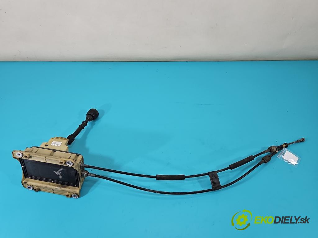 Fiat Stilo 1.9 jtd 140 HP manual 103 kW 1910 cm3 3- Páka: Změny: stupeň,rýchlosť  (Rýchlostné páky / kulisy)