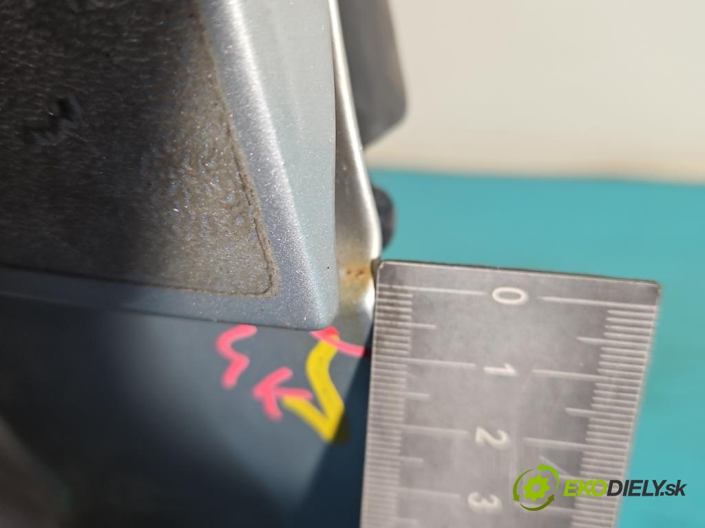 Kia Ceed II 2012-2018 1.6 GDI 135 hp manual 99 kW 1591 cm3 5- zadní kufrové dveře  (Zadní kapoty)