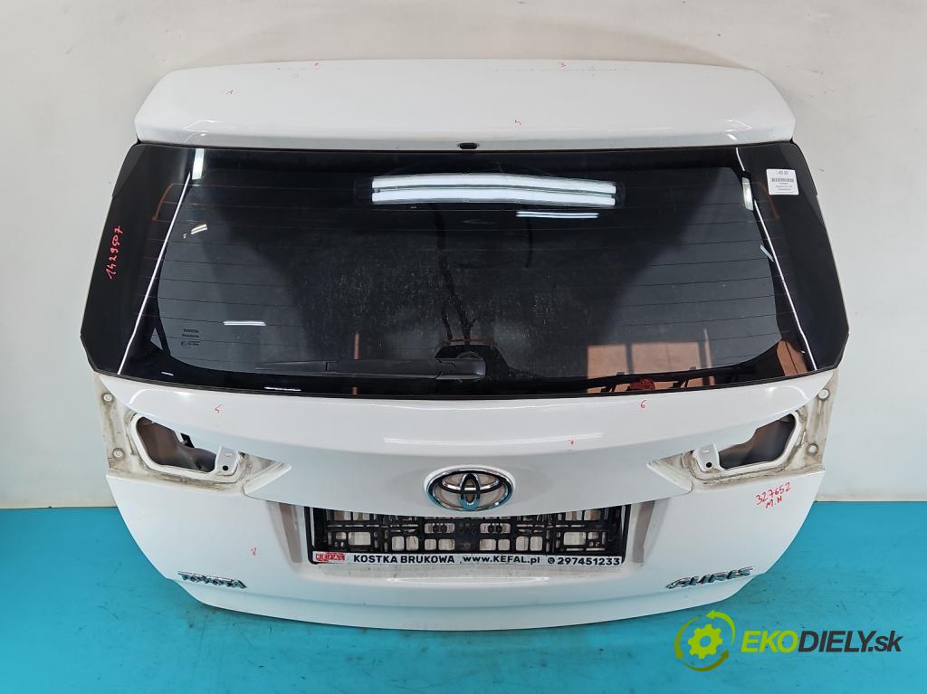 Toyota Auris II 2012-2018 1.4 D4D 90 hp manual 66 kW 1364 cm3 5- zadní kufrové dveře  (Zadní kapoty)