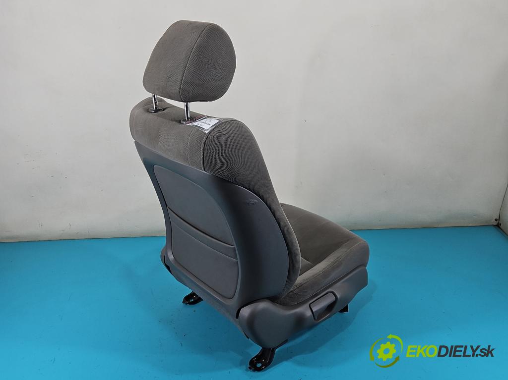 Honda Civic VIII 2006-2011 1.8 16V 140 HP manual 103 kW 1799 cm3 4- Sedačka pravý  (Sedačka, sedadlo)