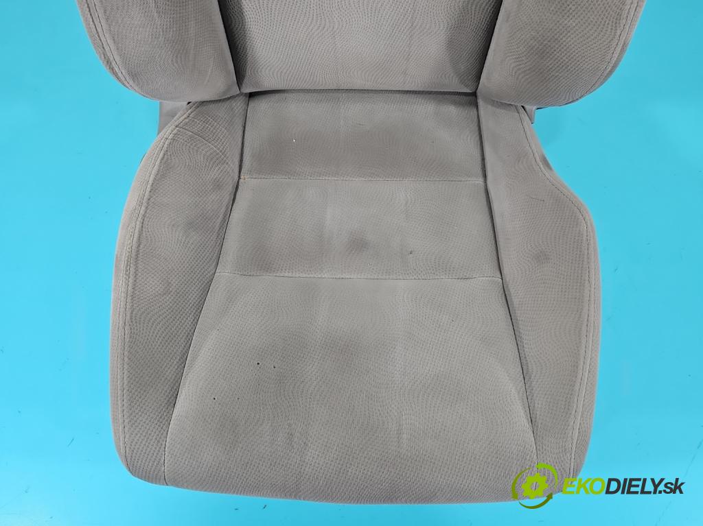 Honda Civic VIII 2006-2011 1.8 16V 140 HP manual 103 kW 1799 cm3 4- Sedačka pravý  (Sedačka, sedadlo)