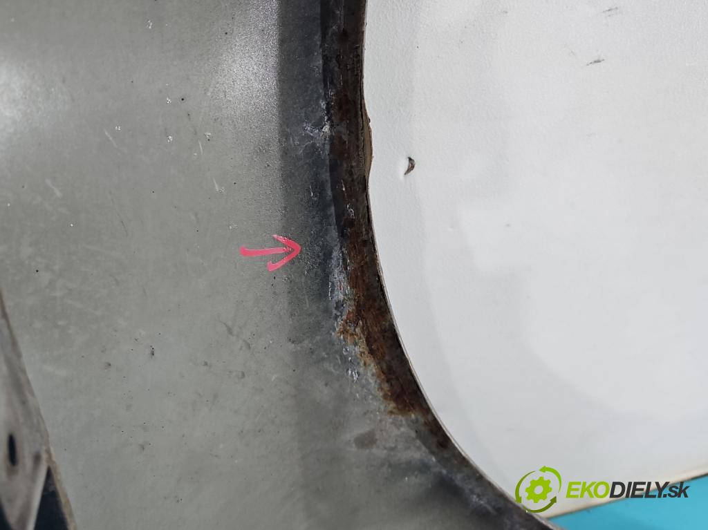 Peugeot 407 2.0 hdi 136hp manual 100 kW 1997 cm3 5- blatnik přední levý  (Predné ľavé)